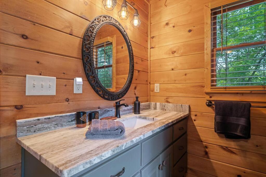 Lakeside Retreat Hot Tub Fishing Hiking Ellijay Buitenkant foto
